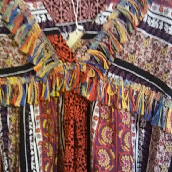 Tunic - Picture 3 of 5